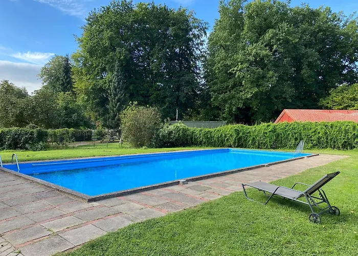 In Mit Terrasse Vakantiehuis *