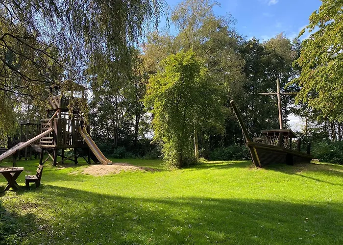 In Mit Terrasse Vakantiehuis